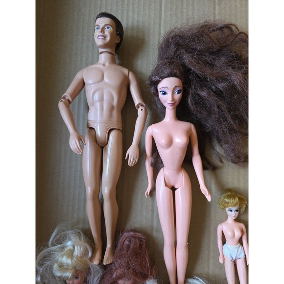 12- Vintage Barbie & Ken Dolls Lot, Accessories, Vintage Toys, Collectible Dolls - Picture 5 of 6